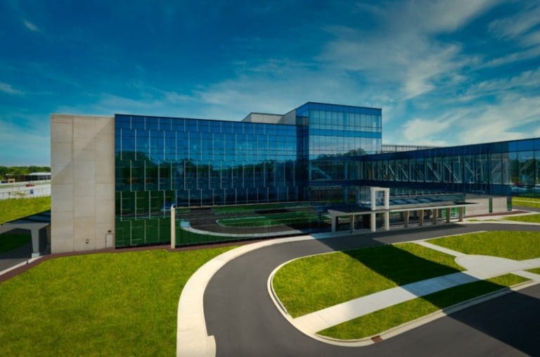 The exterior of the Forté Sports Medicine and Orthopedics office in Carmel, Indiana