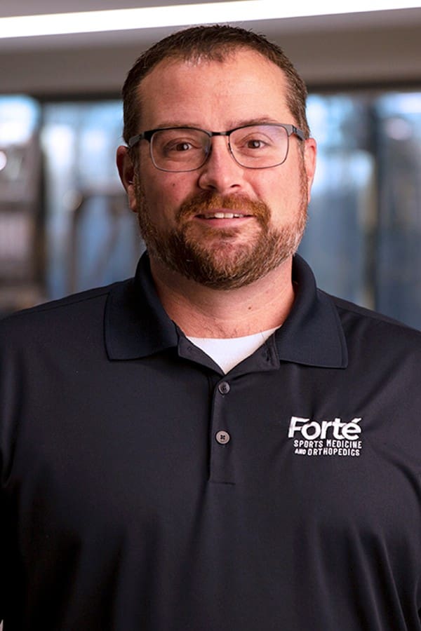 Kyle Findley, a Physical Therapist at Forté Sports Medicine & Orthopedics in Carmel, Indiana